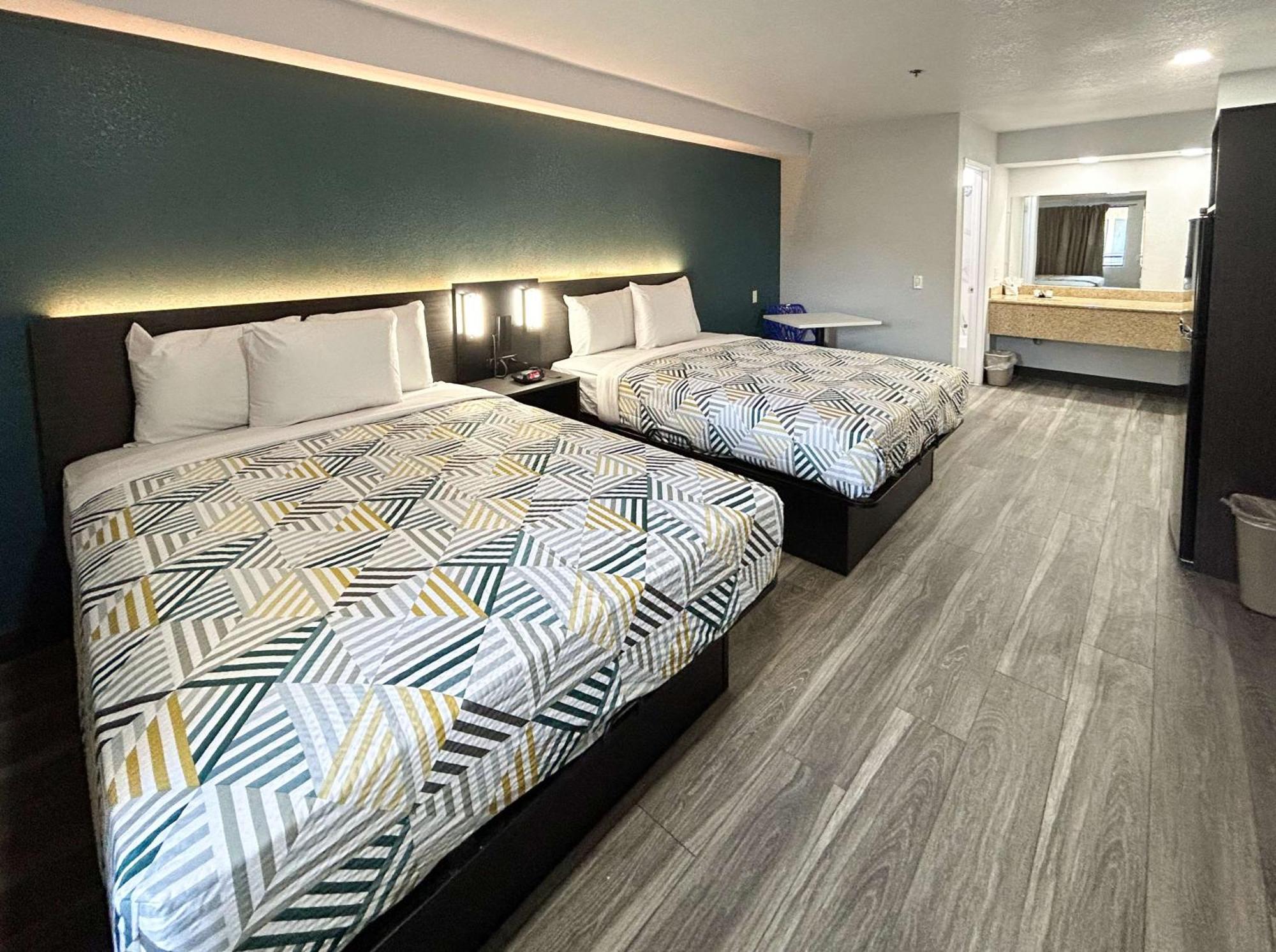 6 Bakersfield, Ca South 2*